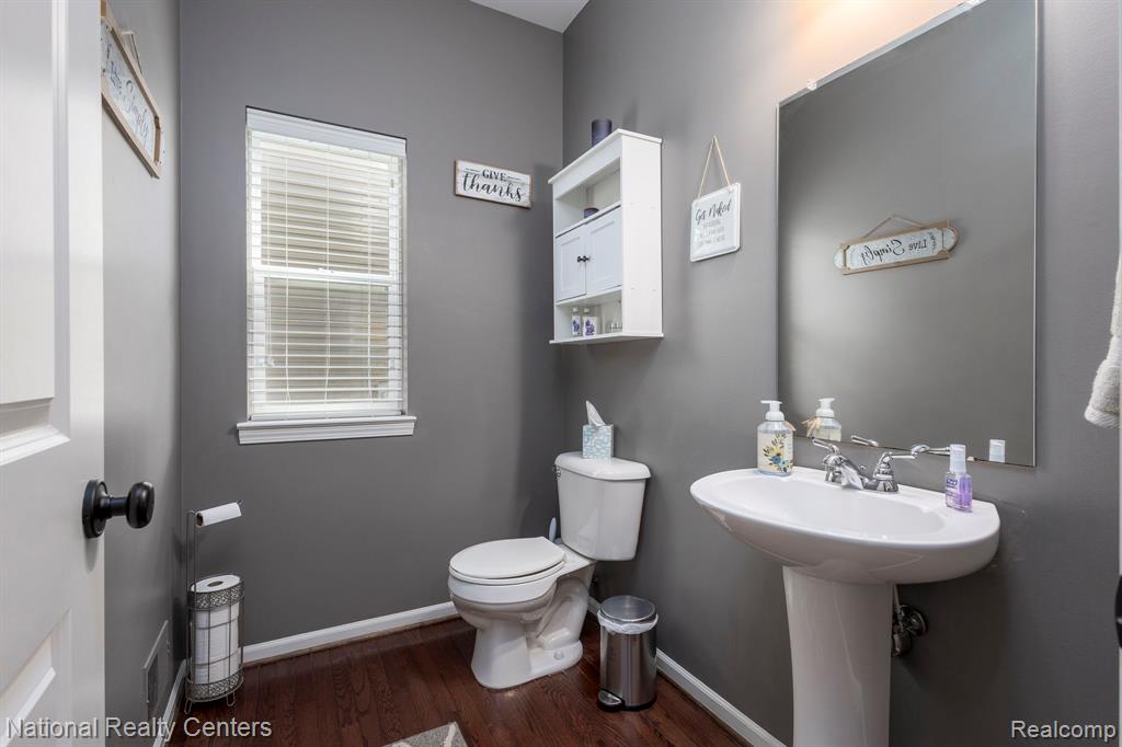 18 Wildrose Drive, White Lake, MI — Photo 13