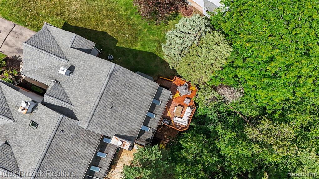 6510 Scenic Pines Court, Clarkston, MI — Photo 28