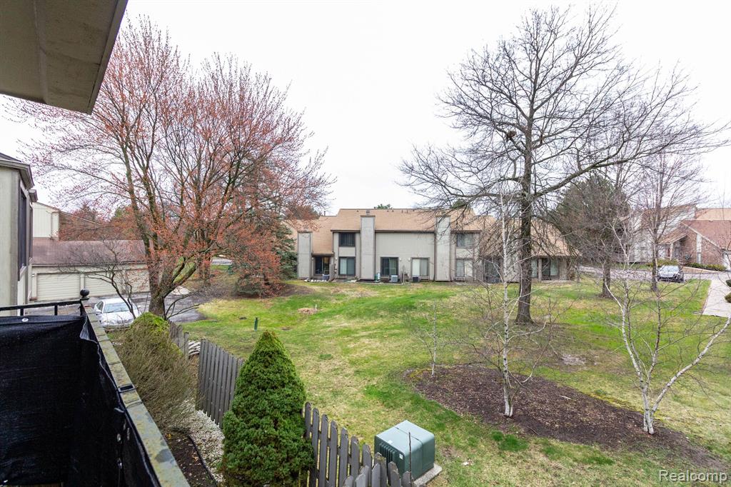 5866 VASSAR, West Bloomfield, MI — Photo 13