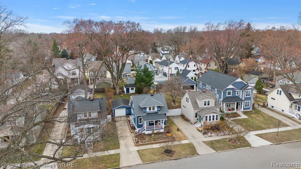 702 S Vermont Avenue, Royal Oak, MI 48067 — Photo 35