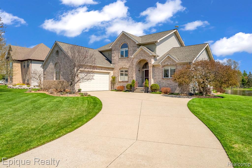 9493 Aspen View Drive, Grand Blanc, MI 48439 — Photo 2