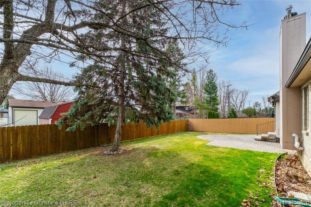 39780 Southpointe Avenue, Harrison Township, MI — Photo 5