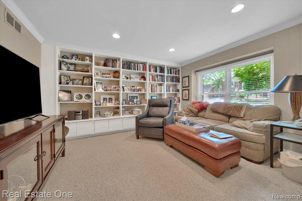 4406 KNIGHTSBRIDGE Lane, West Bloomfield, MI 48323 — Photo 4
