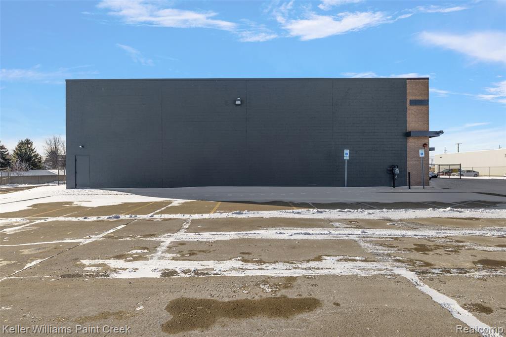 44595 Enterprise Drive, Clinton Twp, MI 48038 — Photo 8