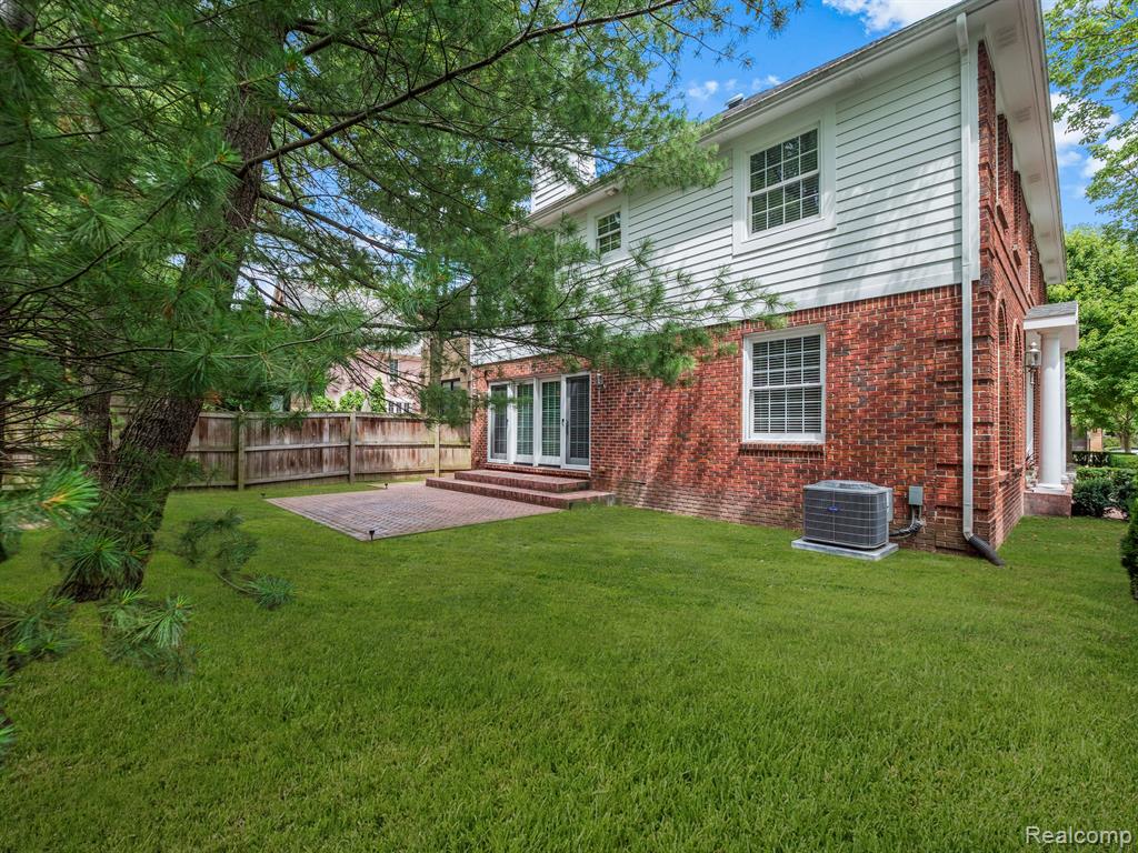 788 S BATES Street, Birmingham, MI 48009 — Photo 46