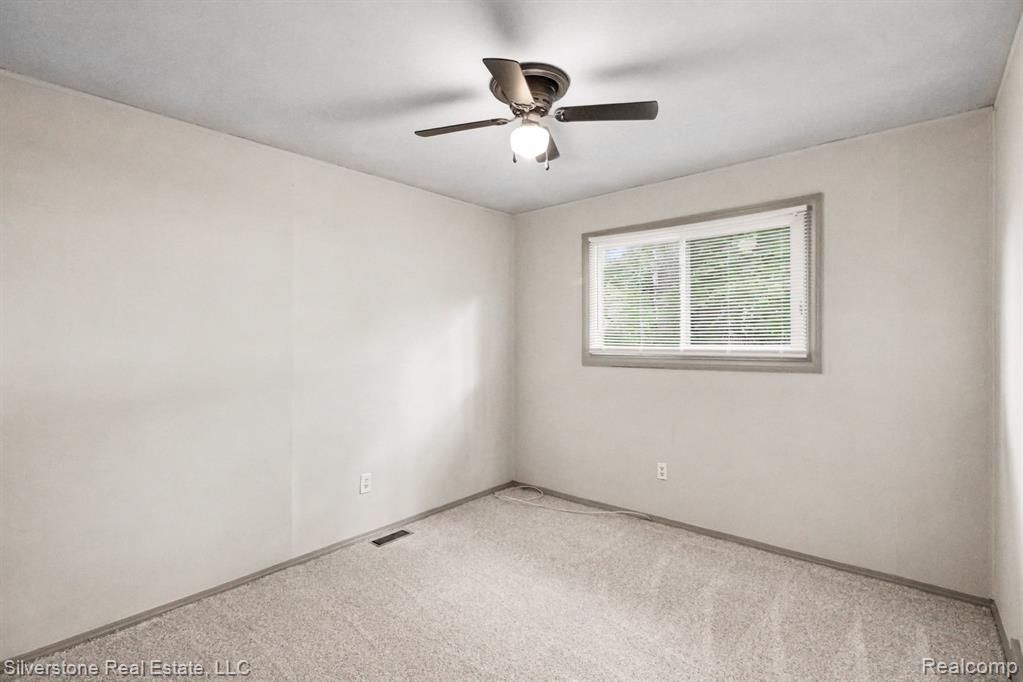 731 Monticello Avenue, Pontiac, MI 48340 — Photo 8