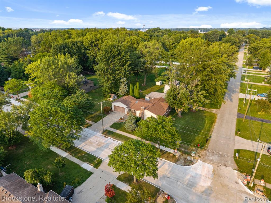 5315 Plymouth Street, Sterling Heights, MI 48310 — Photo 42