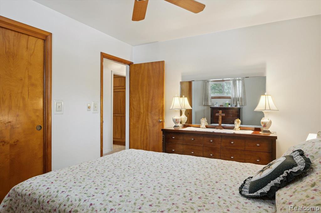 310 TAYLOR Lane, Chelsea, MI 48118 — Photo 20