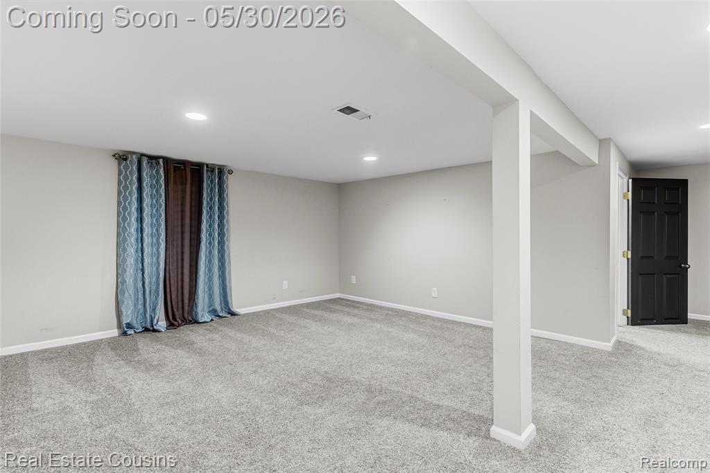 13435 Lakebrook Drive, Fenton, MI 48430 — Photo 20