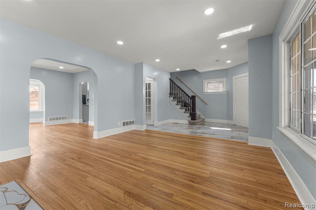 7830 Miller Road, Dearborn, MI 48126 — Photo 10