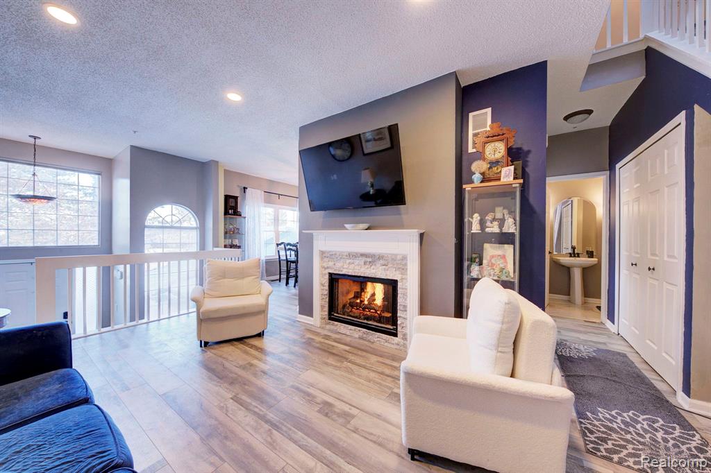 49966 Plymouth Way, Plymouth, MI 48170 — Photo 3
