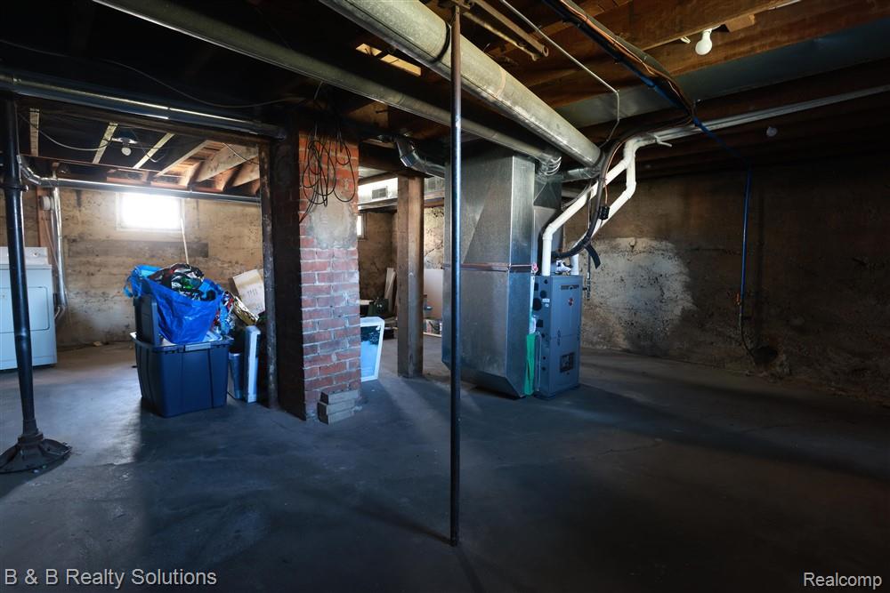4131 Pleasant Street, North Branch, MI 48461 — Photo 30