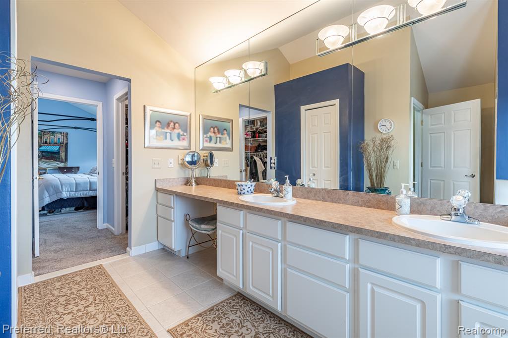 45635 MARLBOROUGH, Novi, MI 48377 — Photo 46