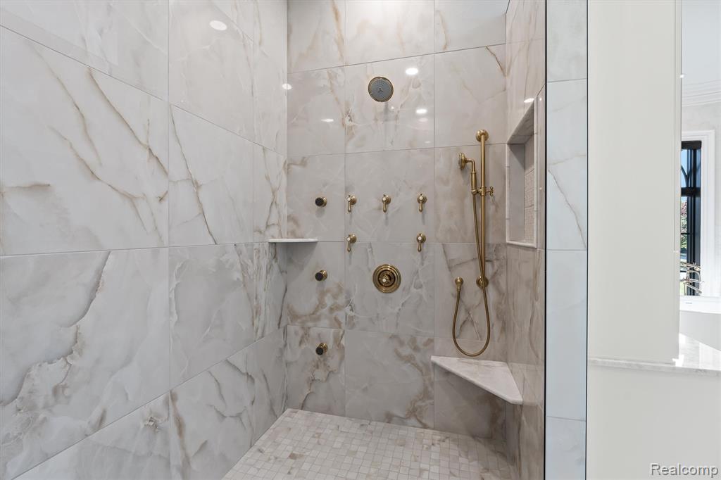 575 Chase Lane, Bloomfield Hills, MI 48304 — Photo 32