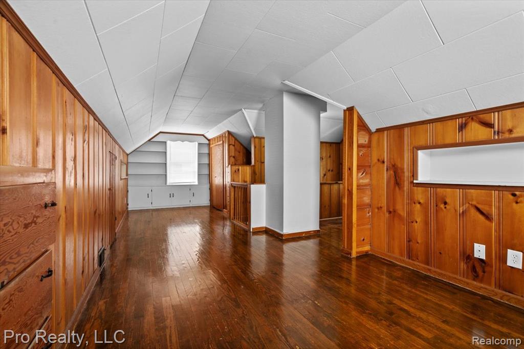 715 N Altadena Avenue, Royal Oak, MI 48067 — Photo 26