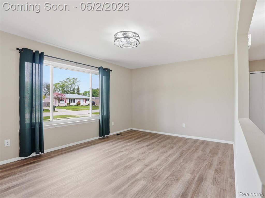 8618 Alwardt Drive, Sterling Heights, MI 48313 — Photo 14