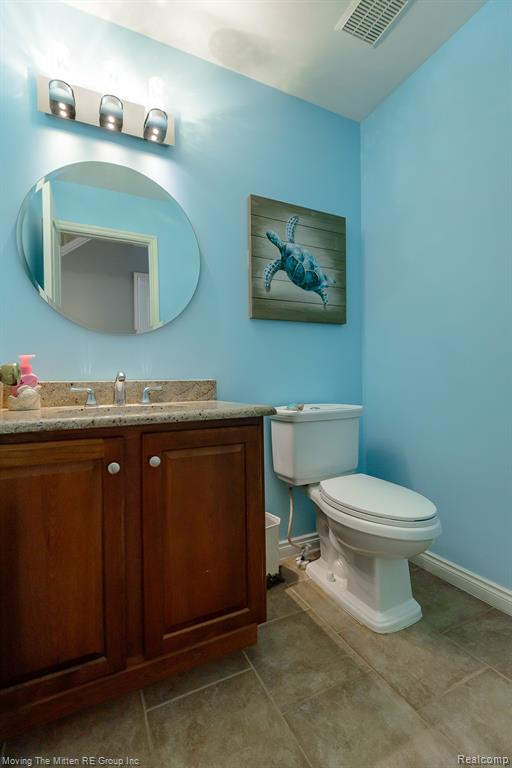 17449 Ava Court, New Boston, MI 48164 — Photo 16