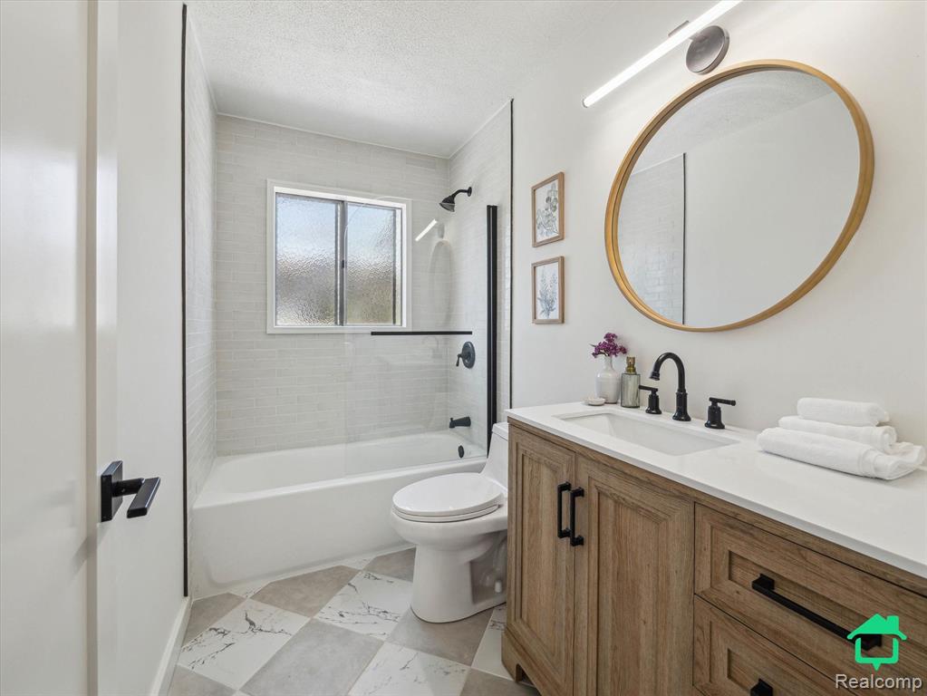 9428 Lincoln Street, Taylor, MI 48180 — Photo 32