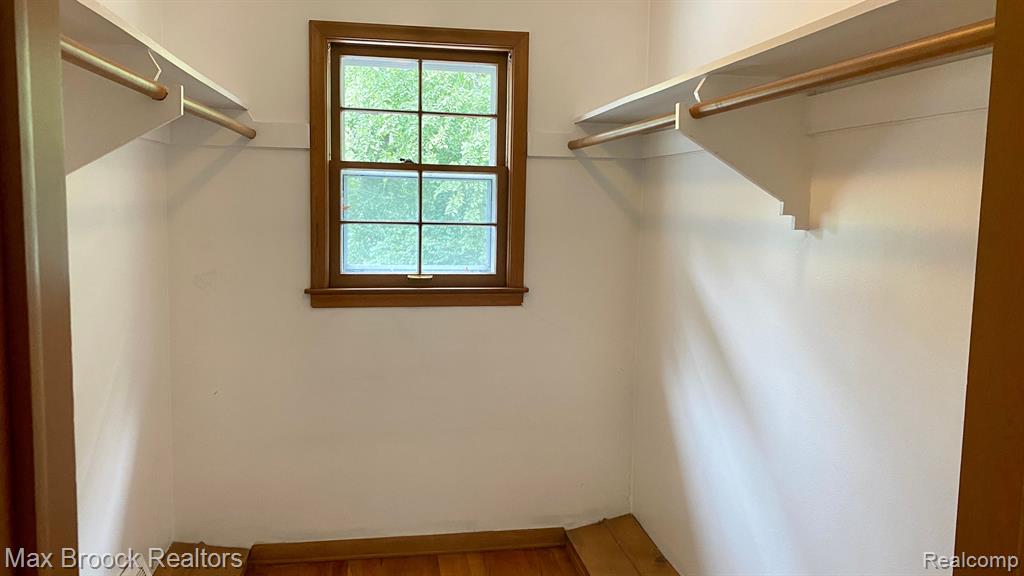 5291 DEEP WOOD Road, Bloomfield Hills, MI 48302 — Photo 13