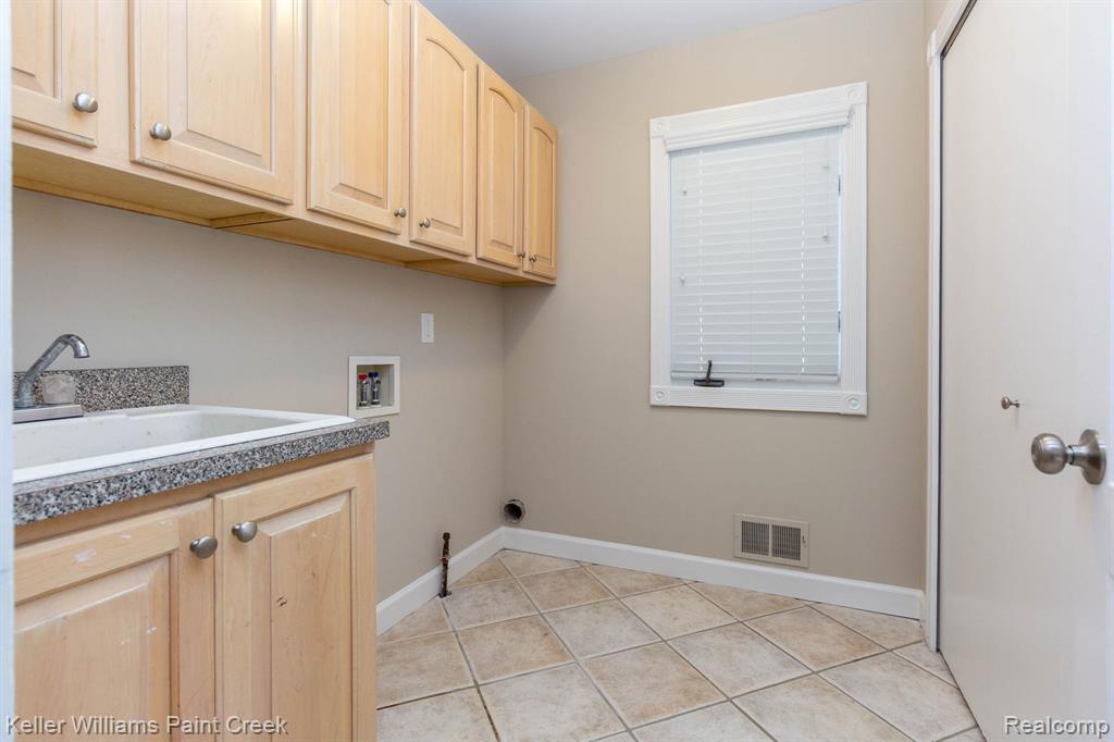 20695 Gaberty Drive, Clinton Twp, MI 48038 — Photo 34