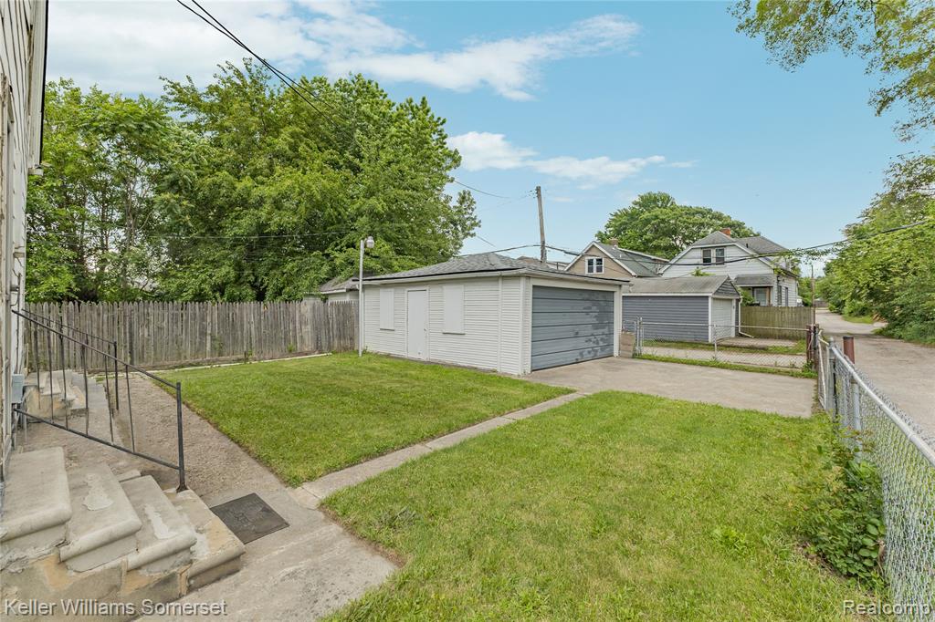 8151 Dayton Street, Detroit, MI 48210 — Photo 49