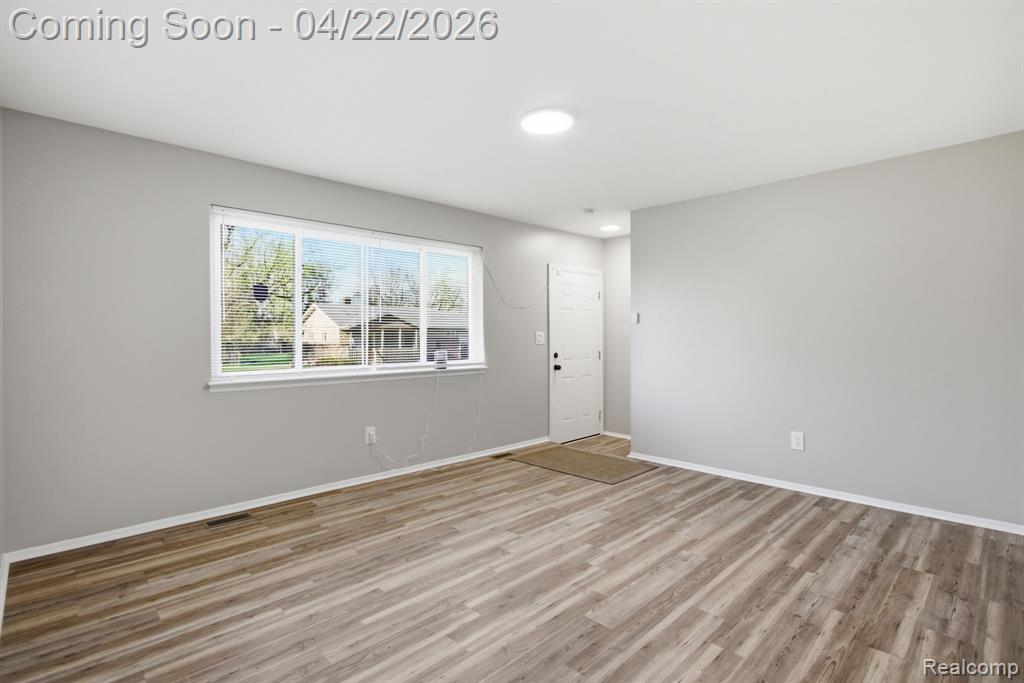 28521 Oakwood Street, Inkster, MI 48141 — Photo 9