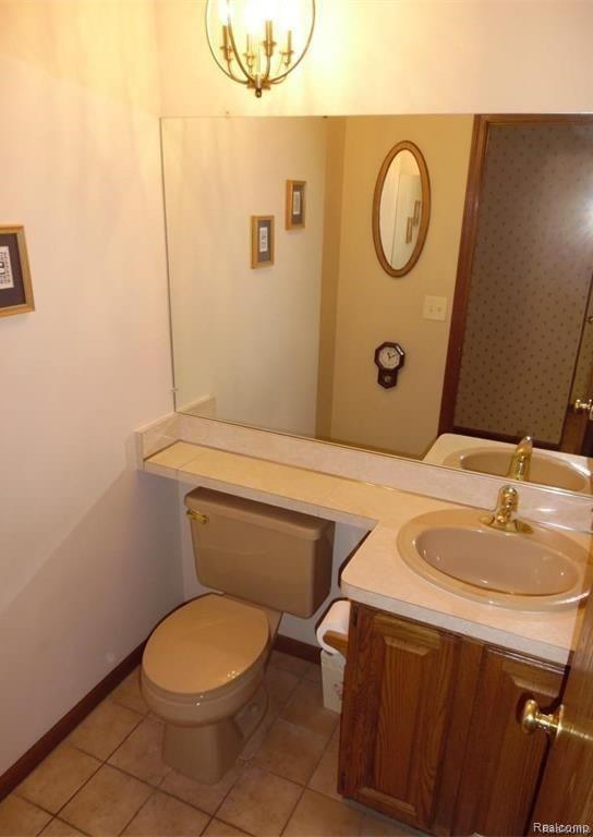 720 SHELLEY Drive, Rochester Hills, MI 48307 — Photo 16