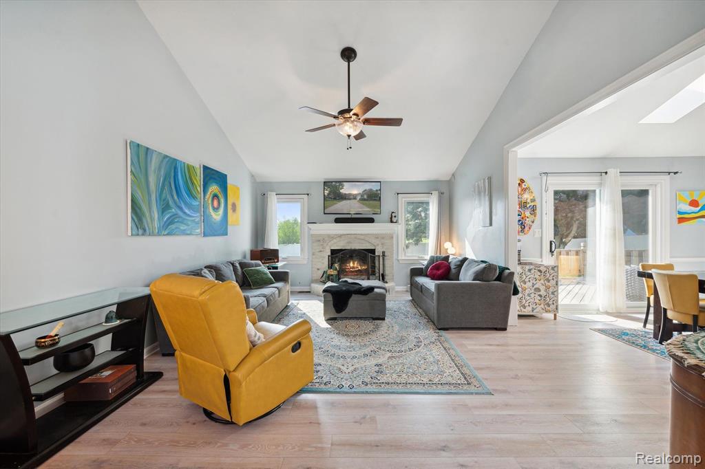 810 CARRINGTON Boulevard, Monroe, MI 48161 — Photo 11