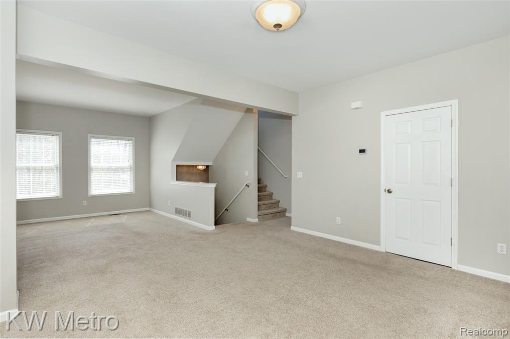 788 EAGLE Drive, Fenton, MI 48430 — Photo 8