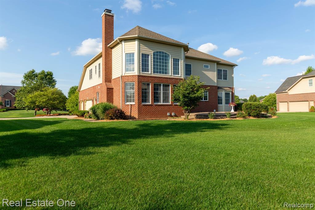 3755 S Century Oak Circle, Oakland, MI — Photo 42
