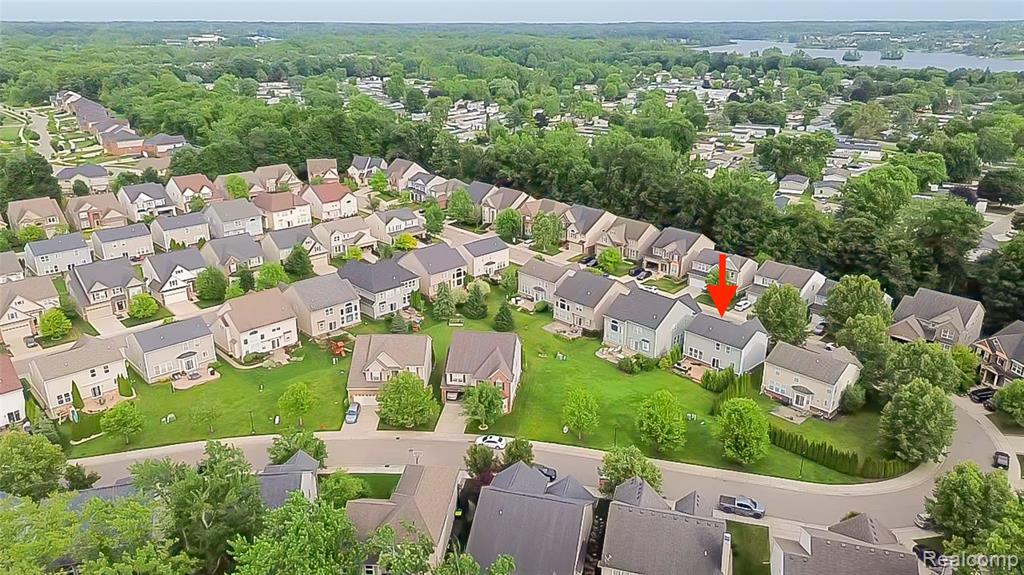 51224 Luke Lane, Novi, MI — Photo 54