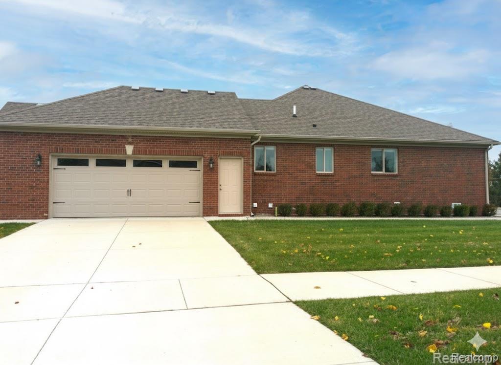 56508 Topaz Drive, Macomb, MI 48042 — Photo 15