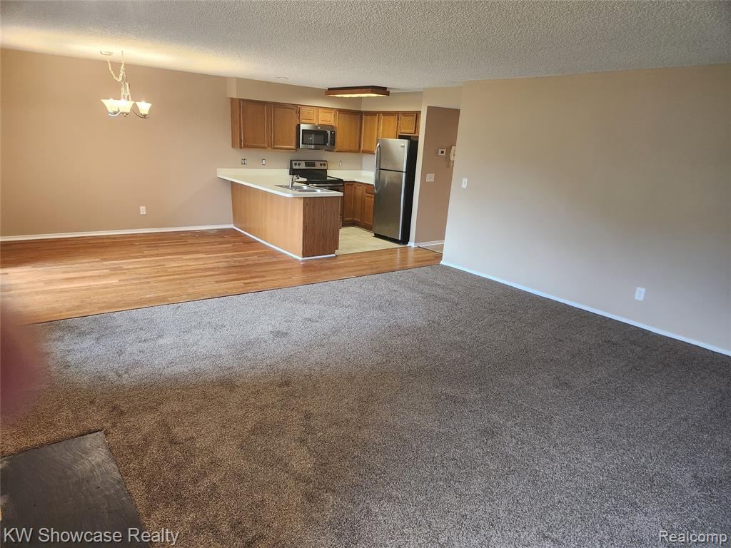 4896 Harbor Point Drive Drive, Waterford, MI — Photo 18