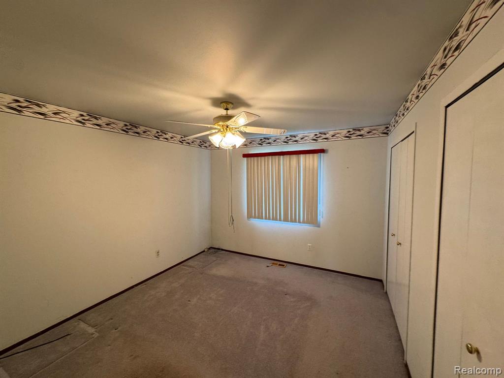 41243 MUELLER Street, Clinton Twp, MI 48038 — Photo 12
