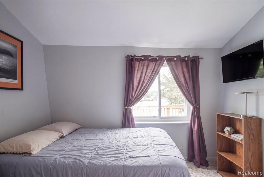 10075 Graham Drive, Clarkston, MI 48348 — Photo 26
