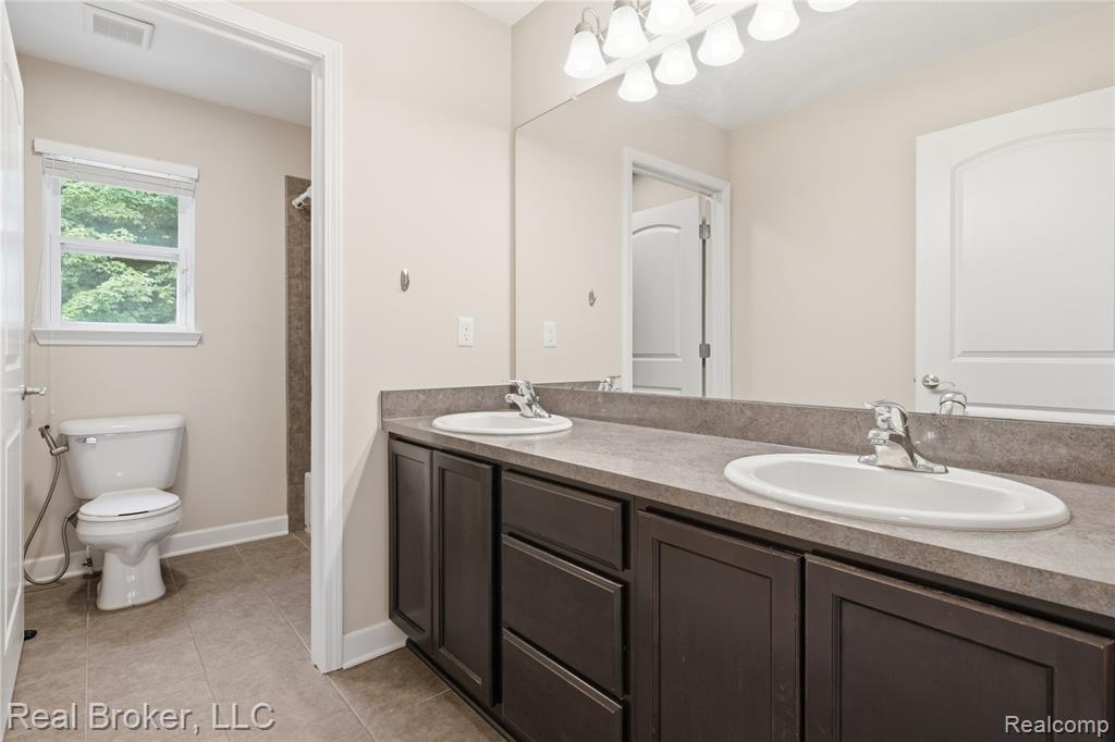 26978 Maxwell Court, Novi, MI — Photo 23