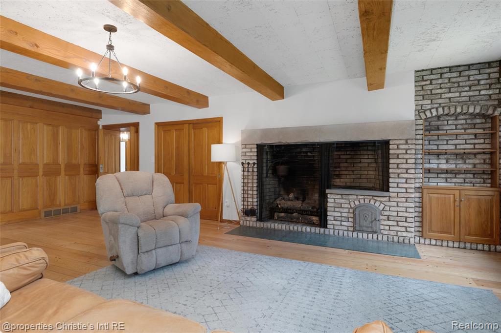 1925 Wellesley Drive, Detroit, MI 48203 — Photo 15