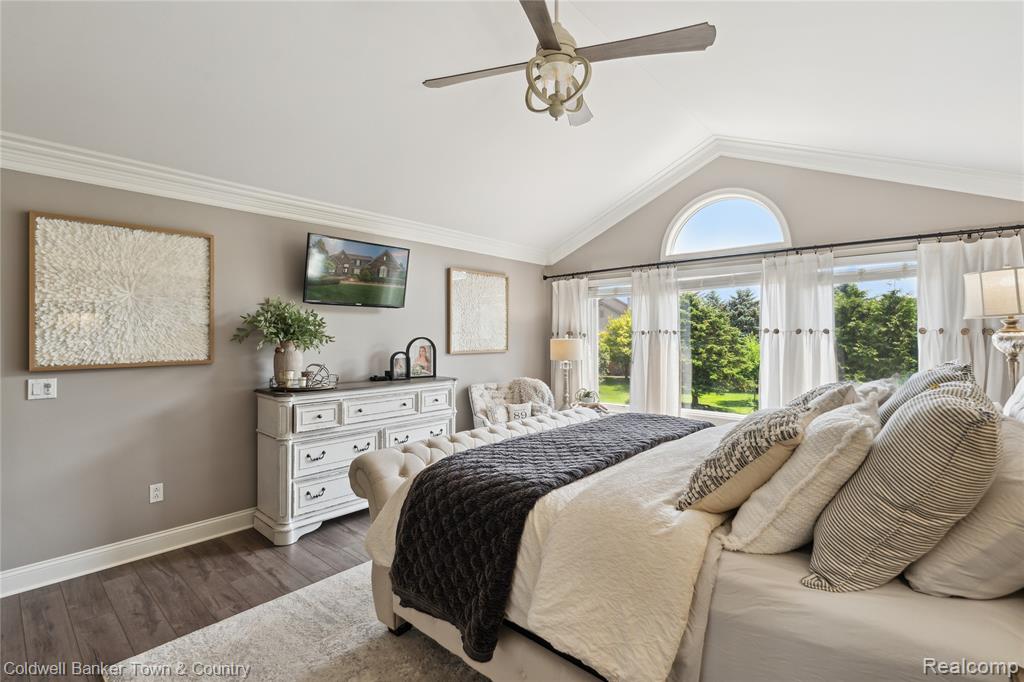 324 Nairn Circle, Highland, MI — Photo 34