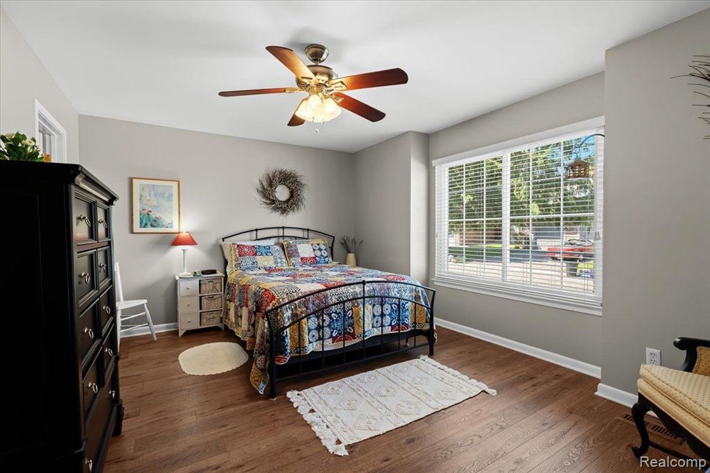 456 WINWOOD Circle, Walled Lake, MI 48390 — Photo 22