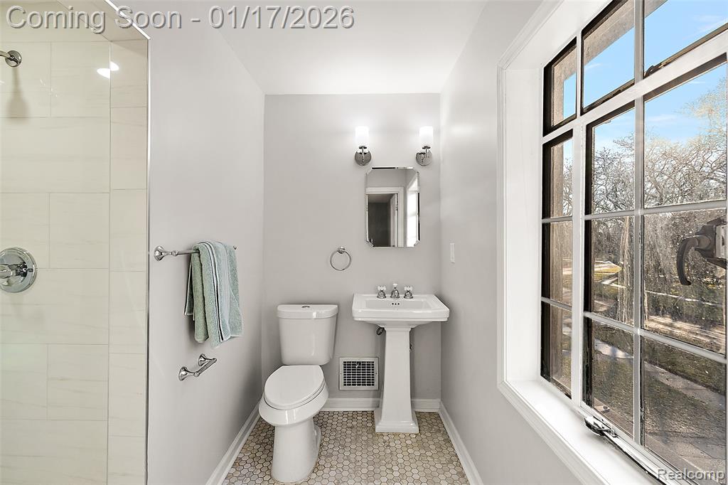 15716 Rosemont Avenue, Detroit, MI 48223 — Photo 30