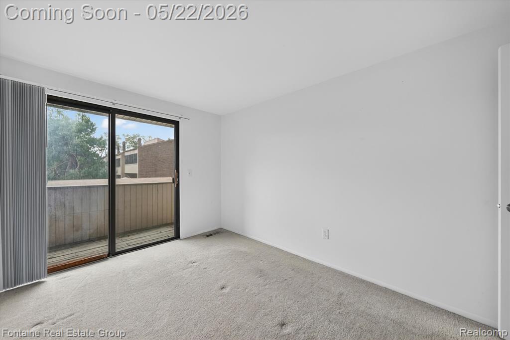 7406 Azalea Court, West Bloomfield, MI — Photo 19