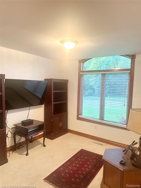 3120 Aberdeen Court, Port Huron, MI 48060 — Photo 5