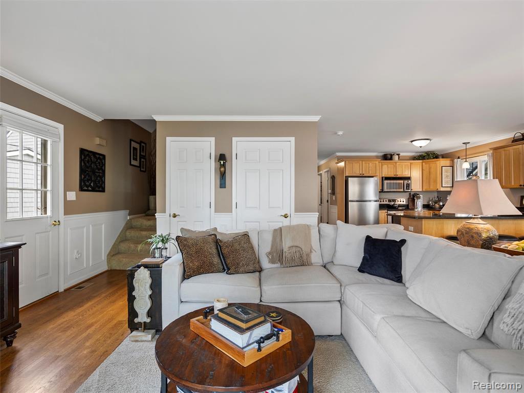 6102 Lakeview Park Drive, Linden, MI 48451 — Photo 14