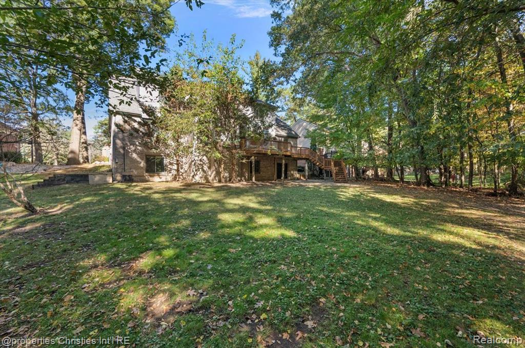6835 High Ridge Road, West Bloomfield, MI 48324 — Photo 20