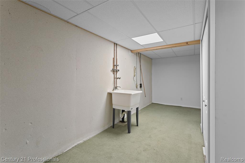 18344 Greenmeadow Drive, Clinton Twp, MI 48038 — Photo 22