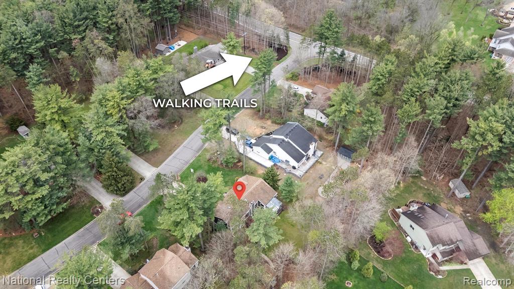4049 PINESTEAD Drive, Commerce Twp, MI 48390 — Photo 71