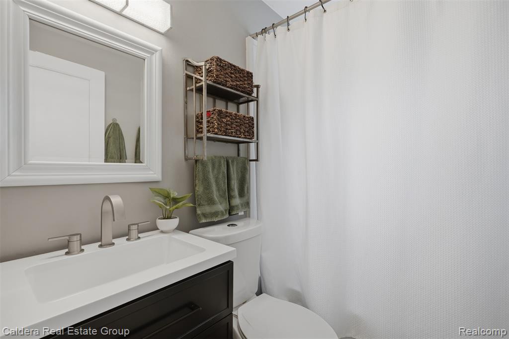 456 Allen Avenue, Commerce Twp, MI — Photo 11