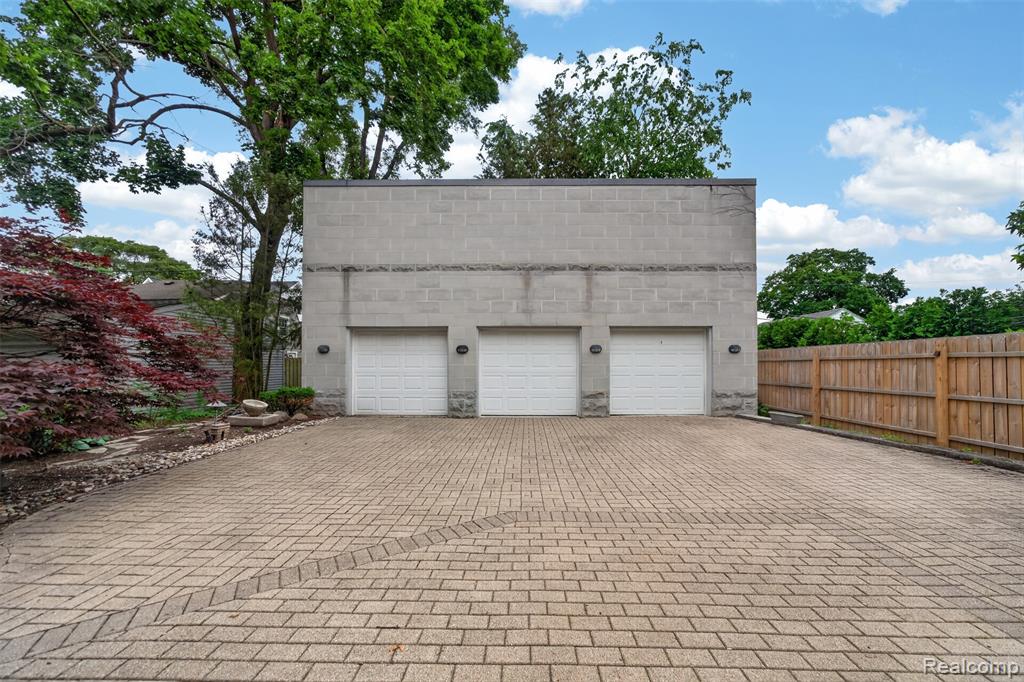750 Hazelwood Street, Birmingham, MI 48009 — Photo 62