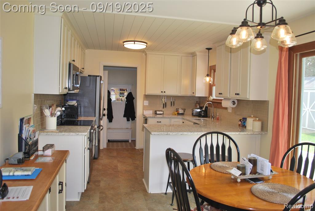 68 Meadow Lane, Lapeer, MI 48446 — Photo 15