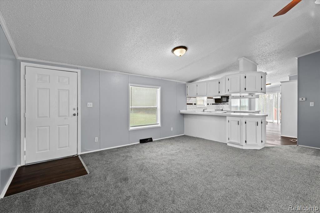 28289 Spruce st., Flat Rock, MI 48134 — Photo 8